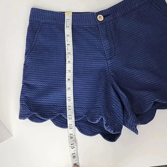 Lilly Pulitzer Buttercup Short 8 Navy Blue‎ Scalloped Coastal Resort Flat Front - Picture 6 of 13